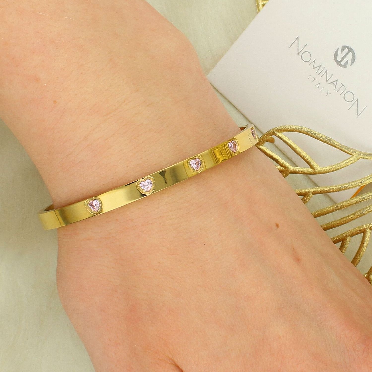 Sztywna bransoletka Nomination Pretty Bangles stalowa z różowymi sercami z cyrkonii 029529 021dff.jpg